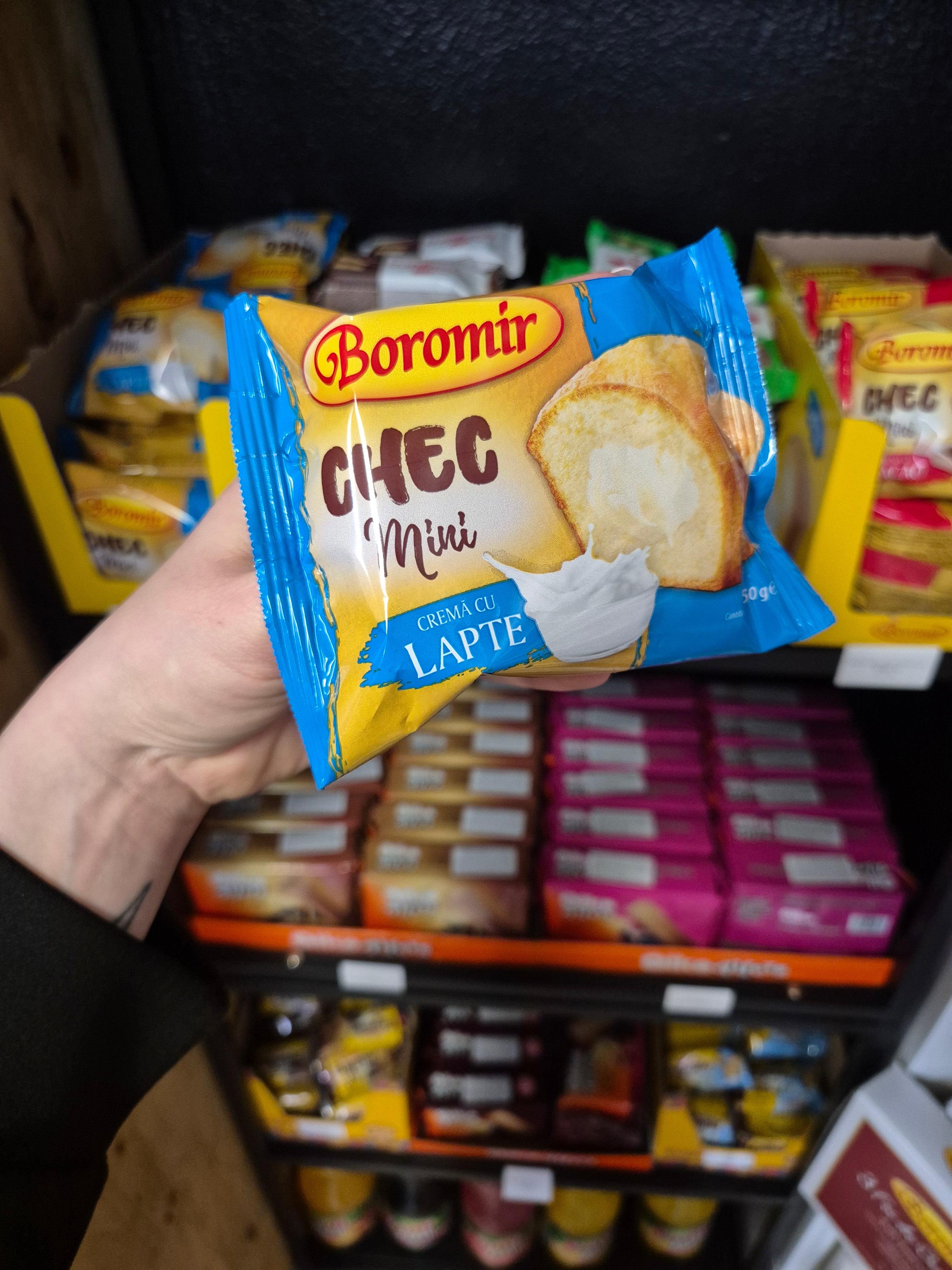 BOROMIR MINI CHEC CU LAPTE 50G